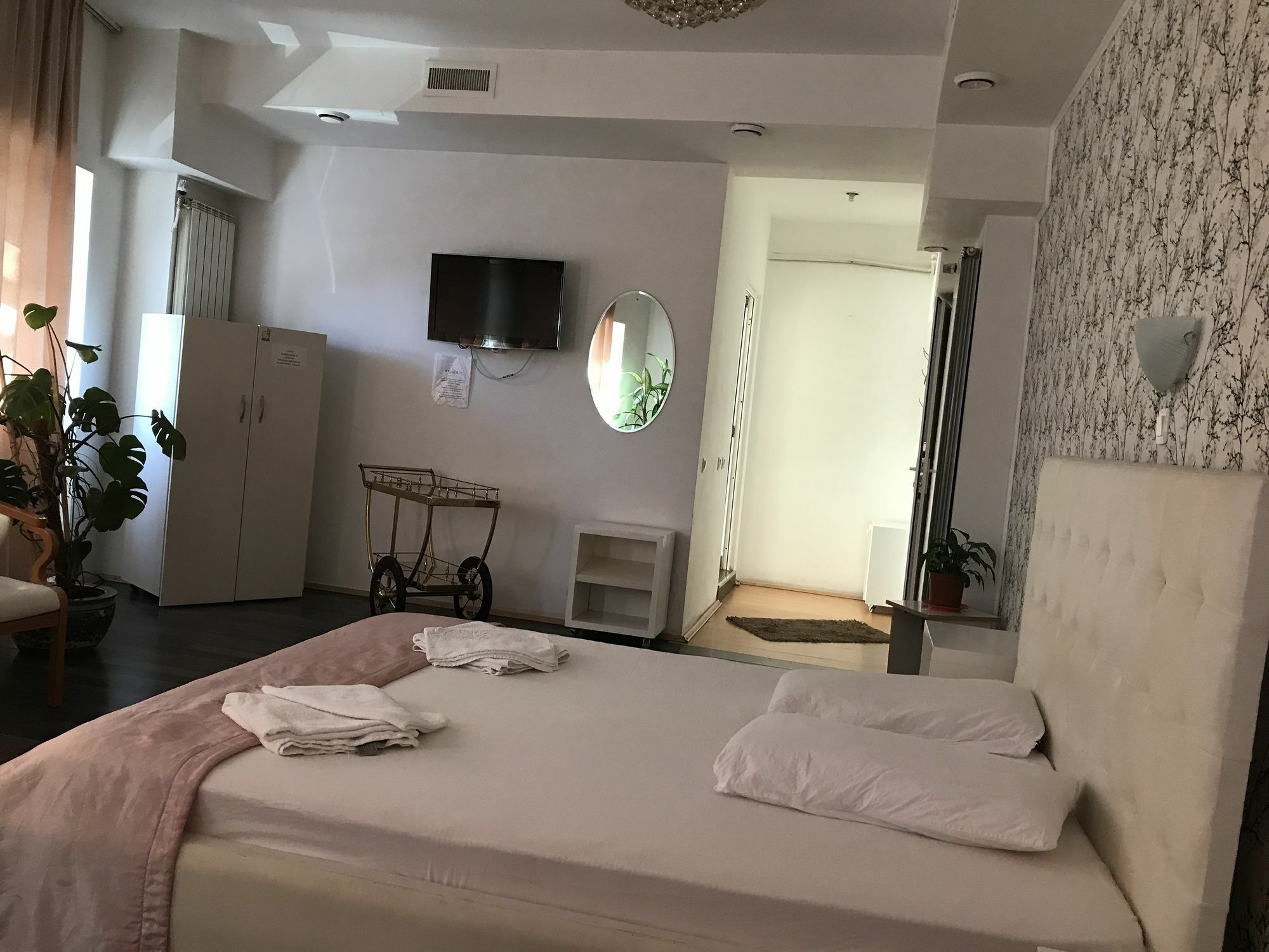 Hotel Funnytime Bukurešť Exteriér fotografie